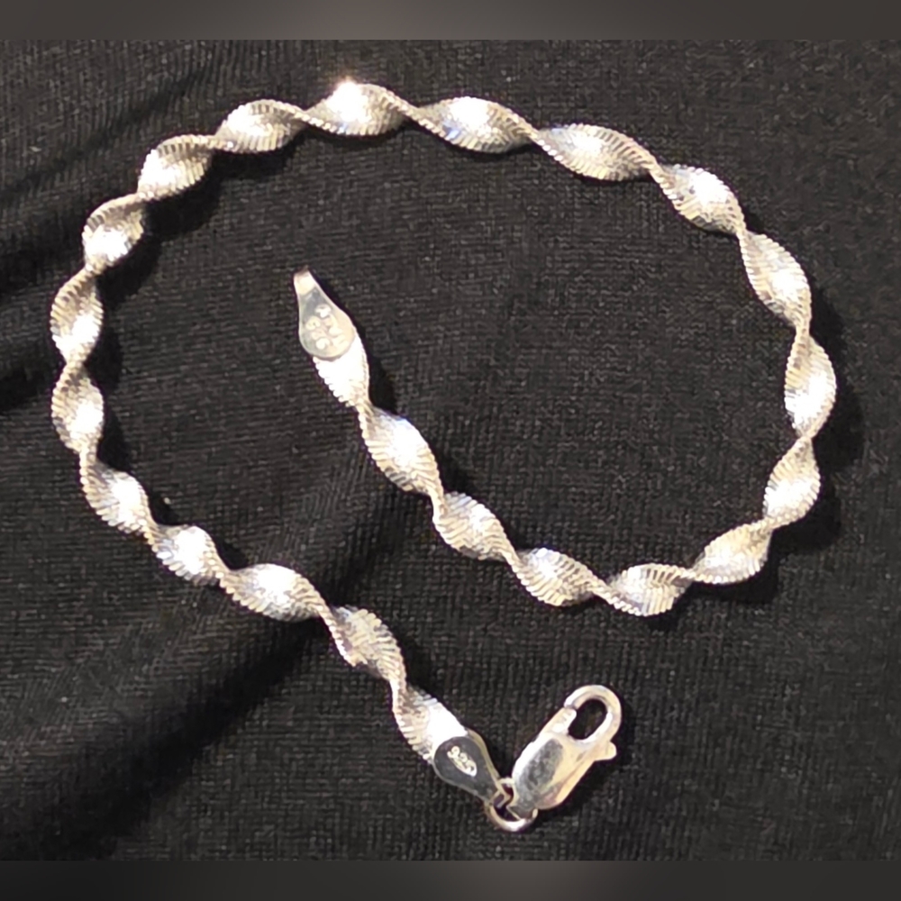 Twisted Herringbone Vintage Italian 925 Silver Bracelet 8 inches